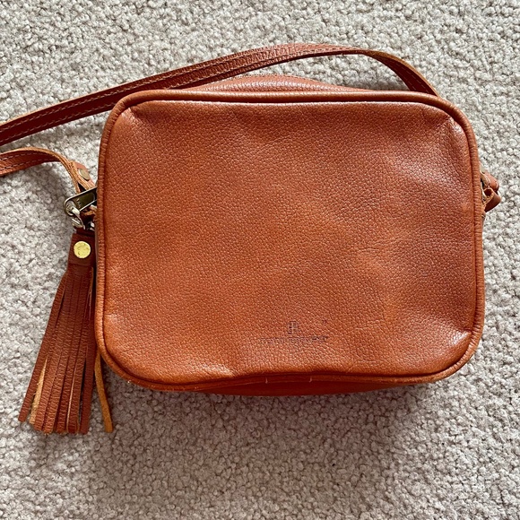 Jon Hart Design Bags Gently Used Jon Hart Design Leather Lola